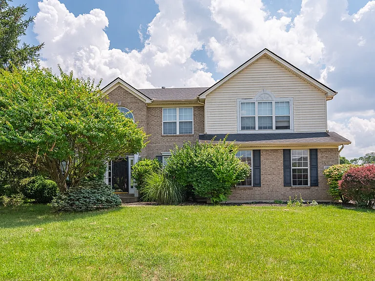 5852 Running Fox Ln — Photo 1