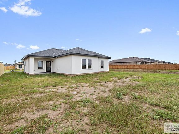 3rd image of 1434 Stirrup Cir