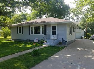 308 Chapin Ave, Waco, NE 68460