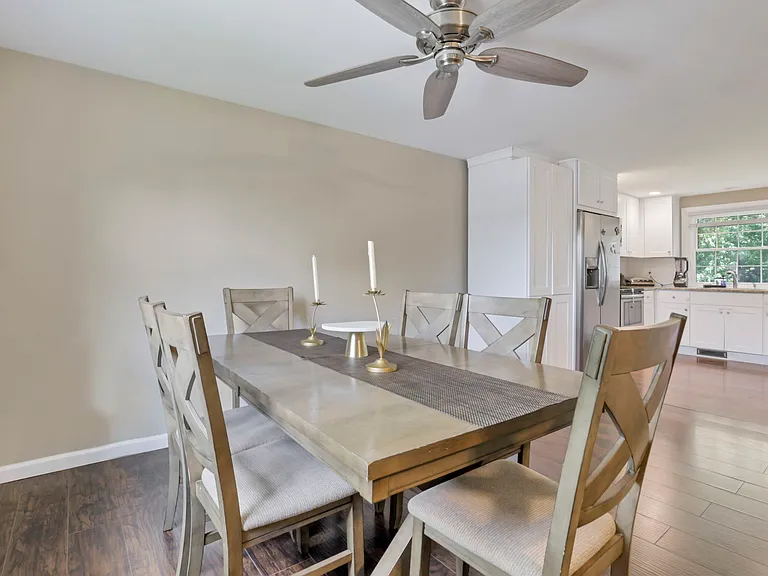 8752 Seabright Dr — Photo 11