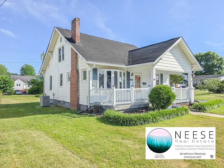 1164 Moorland Ave — Photo 1