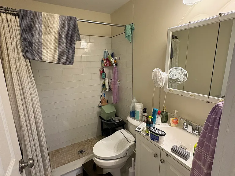 215 Harvard Ave #7 — Photo 6