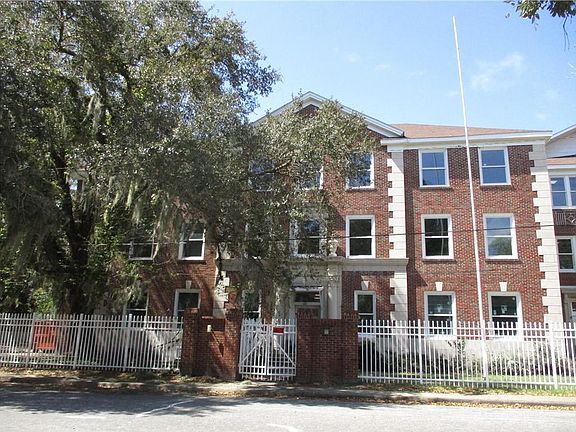 3rd image of 519 Norwich St APT 103