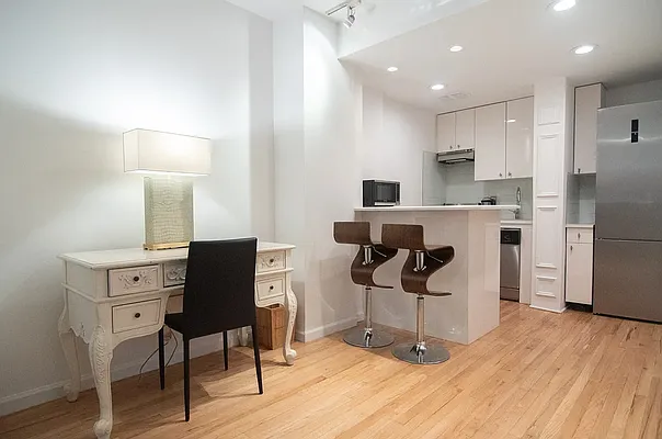 Rented by WAM Partners - William Moses Co. | media 23