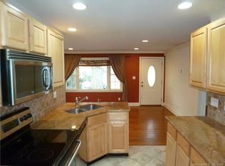 706 Merritt St, Bridgeport, CT 06606