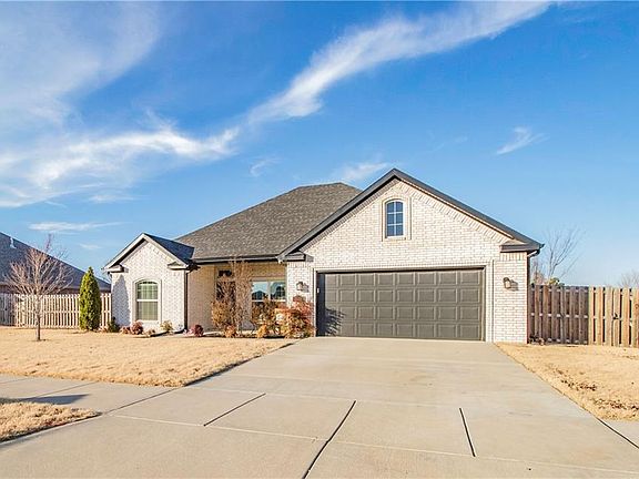 2nd image of 5880 W Persimmon St