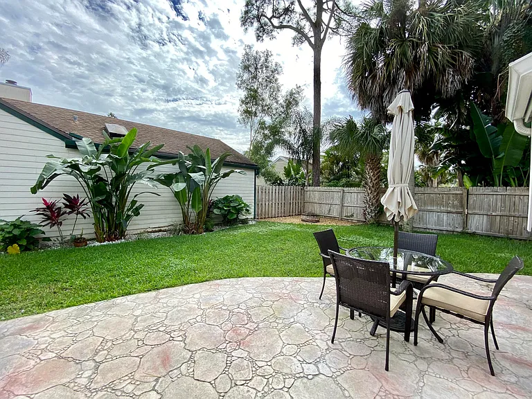 453 Park Forest Way — Photo 17