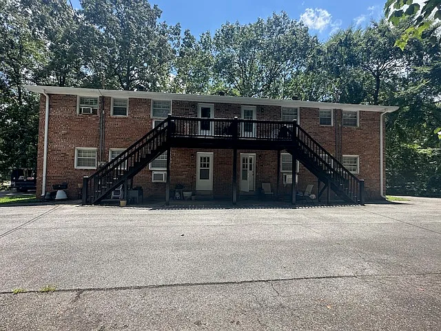 109 Canary Dr — Photo 2