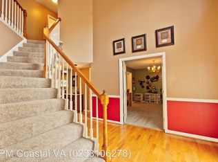 104 Bugle Ct, Yorktown, VA 23693