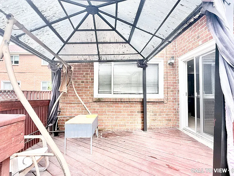18 Gaslight Cres #1 — Photo 20