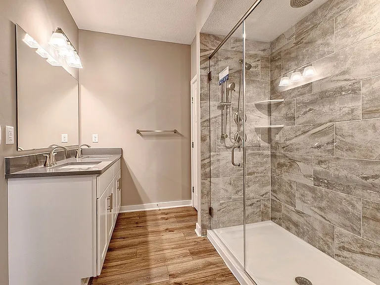 287 Olivia Dr — Photo 11
