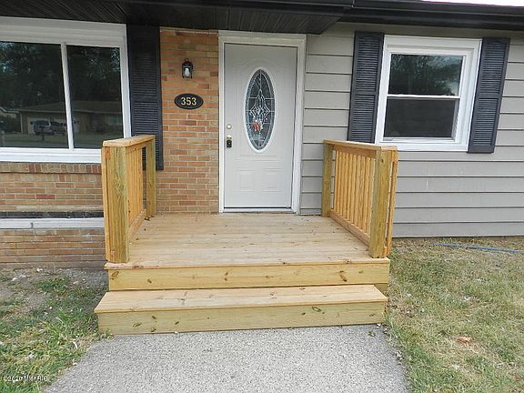 3rd image of 353 Hunter Dr