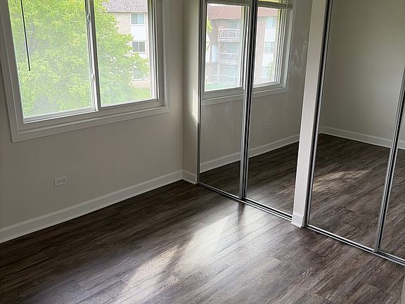 3rd image of 10727 Green Meadows Dr APT 3C