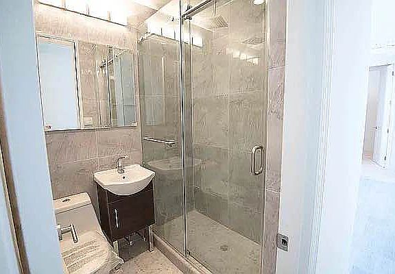 4th image of 195 E 2nd St #8