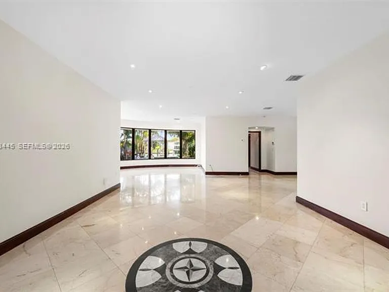 540 S Shore Dr — Photo 16