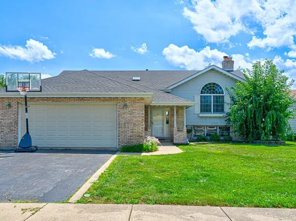 2235 207th Pl, Chicago Heights, IL 60411