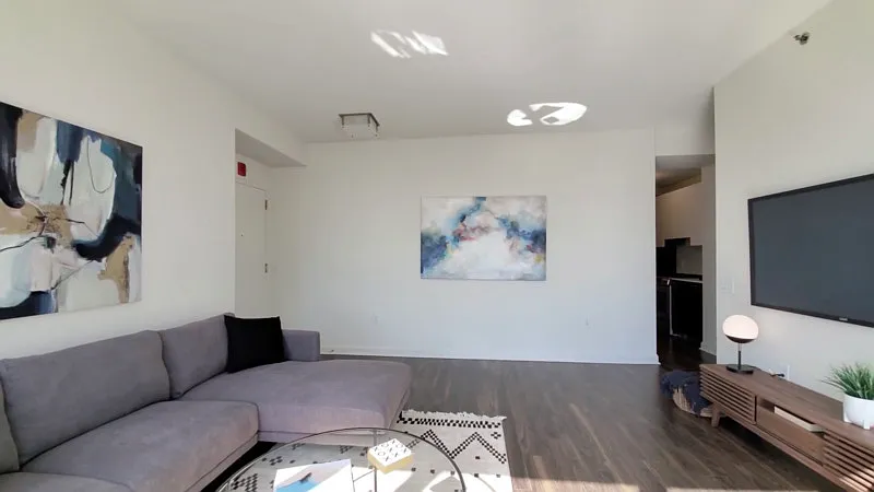 1 bed, 1.0 bath, 610 sqft, $3,000 — Photo 2