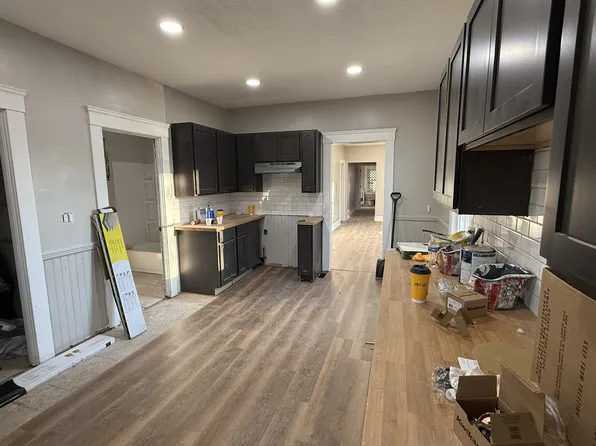 3138 Seymour Ave, Cleveland, OH 44113