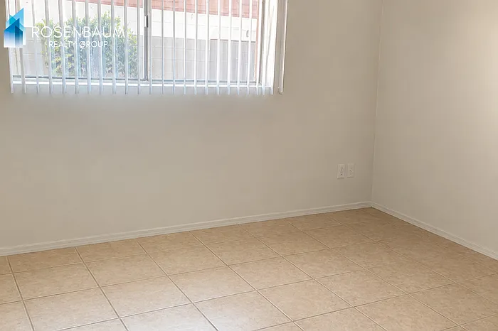 3647 E Bellevue St #3647 — Photo 6