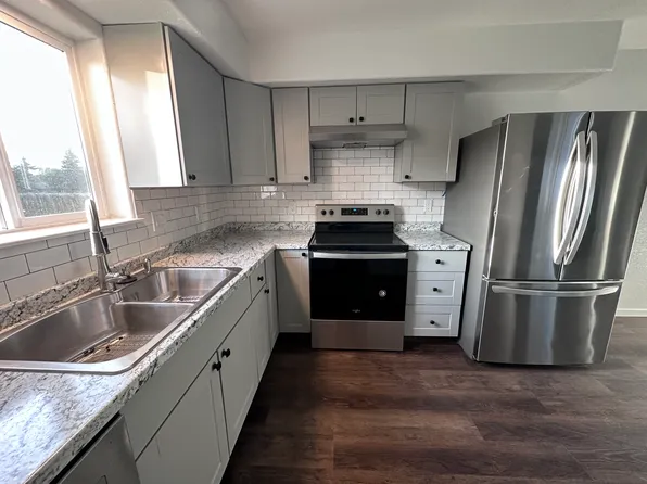 530 San Juan Cir, Anchorage, AK 99504