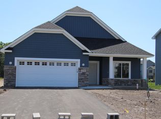 6763 Ivywood St, Hugo, MN 55038