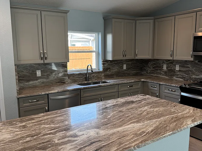 4423 NE 8th Pl — Photo 31