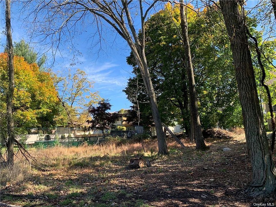 2nd image of 3 Rockwell Ave