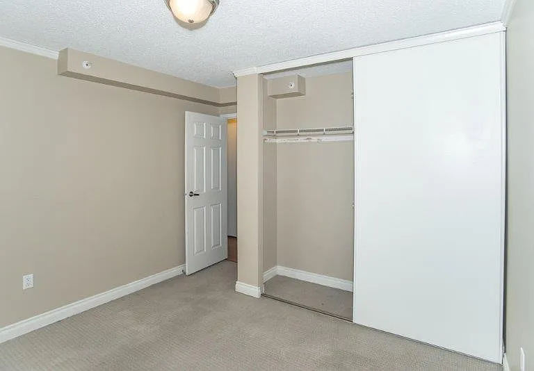 1240 12th Ave SW #502 — Photo 7