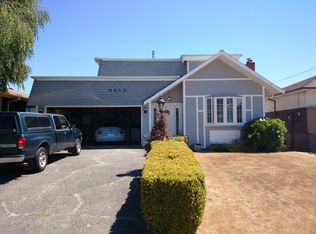 3248 Belvidere Ave SW, Seattle, WA 98126