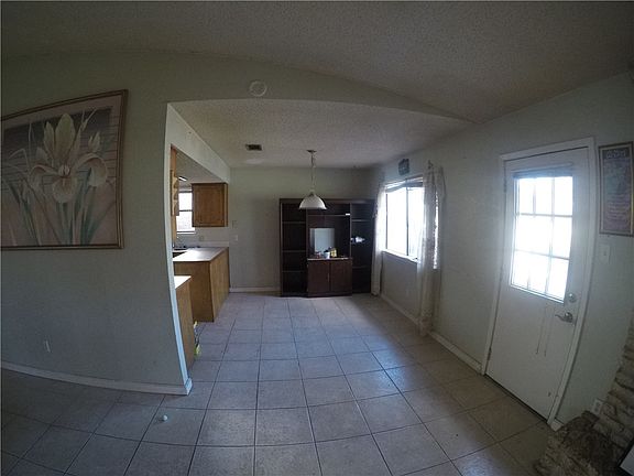 3rd image of 10403 Robinwood Cir