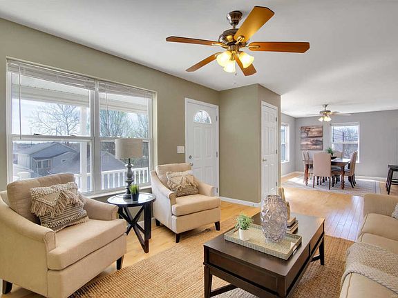 3rd image of 2025 Martha Pl