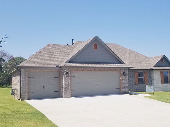 3rd image of 3056 N Hilltop Dr