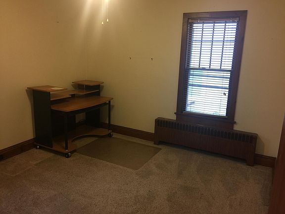 5th image of 901 W Southern Ave