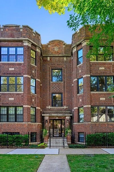 1st image of 5117 N Winchester Ave #3S