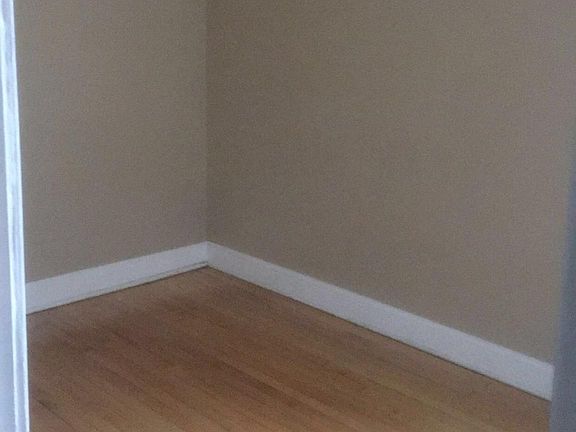 5th image of 7321 S Coles Ave