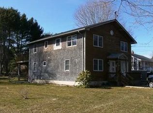 103 Hoxsie Ave, Charlestown, RI 02813