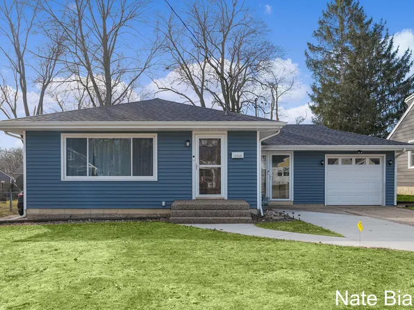 3341 Elwood Ave SW, Grandville, MI 49418