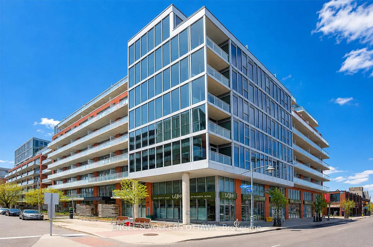 1 bed, $2,600 — Photo 1