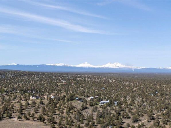 850 NW 103rd St, Redmond, OR 97756
