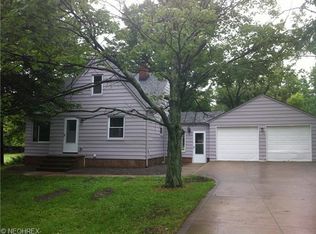 9351 Ridge Rd, North Royalton, OH 44133