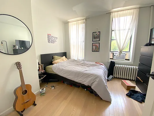 Rented by Capri Jet Realty Corp | media 32