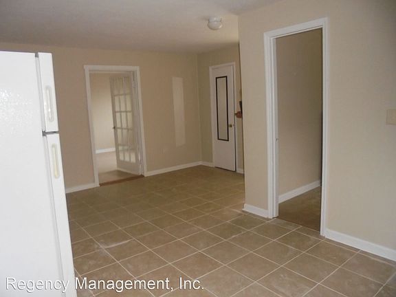 4th image of 168 Acker Ave #B