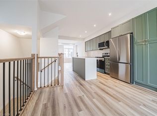 155 Equestrian Way #18, Cambridge, ON N3E 0E8