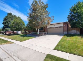9961 S Blossom Dr #1350, Sandy, UT 84092