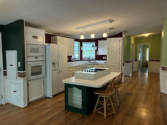 2nd image of 19839 Kara Cir #485