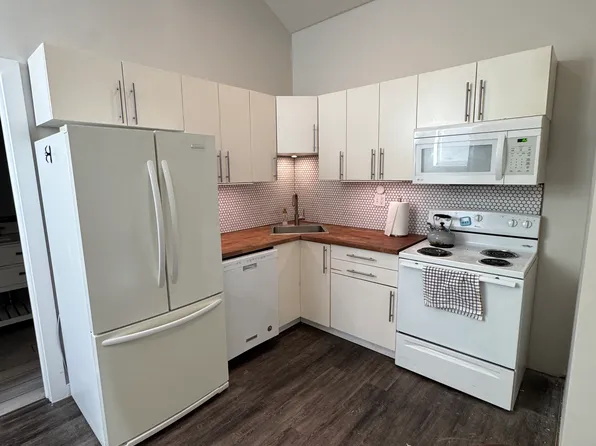 1537 Poplar St APT 1A, Philadelphia, PA 19130