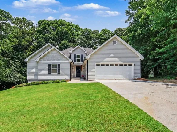2266 Orion Ct, Grayson, GA 30017