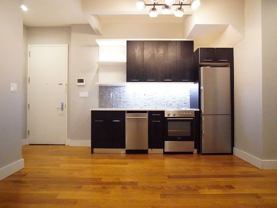 1st image of 242 Boerum St #1R