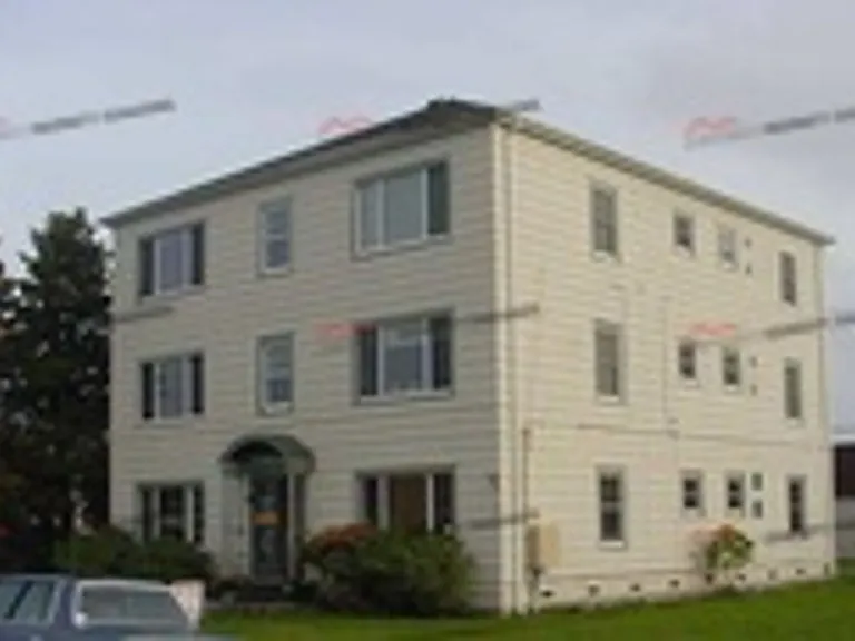 509 W Market St — Photo 1