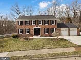 8100 Winding Way Ct, Springfield, VA 22153